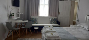 Innes Road Durban Accommodation Private Double Room with Private Bathroom